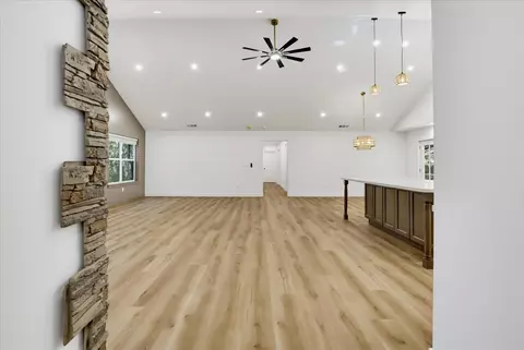 Entry Way - 12176 E Bennett Rd, Grass Valley, CA 95945 photo 3 of 6