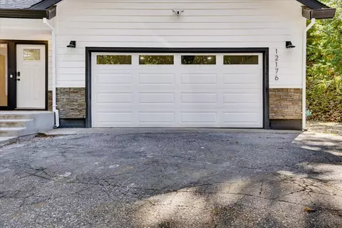 Exterior - 12176 E Bennett Rd, Grass Valley, CA 95945 photo 4 of 30