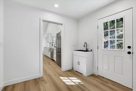 Entry Way - 12176 E Bennett Rd, Grass Valley, CA 95945 photo 5 of 6