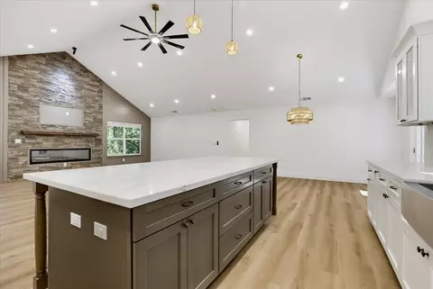 Kitchen - 12176 E Bennett Rd, Grass Valley, CA 95945 photo 4 of 9