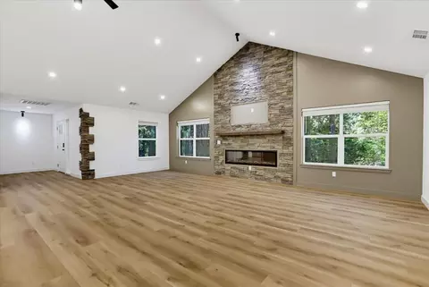 Living - 12176 E Bennett Rd, Grass Valley, CA 95945 photo 2 of 9