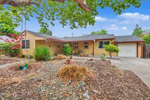 2440 Carlsbad Ave, Sacramento, CA 95821