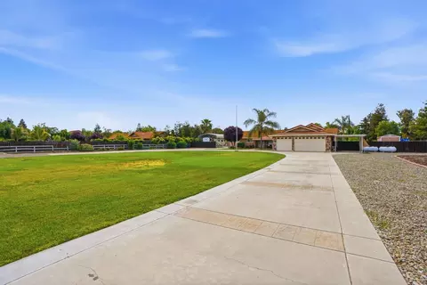 Exterior - 11378 Mountain View Rd, Tracy, CA 95376 photo 4 of 14