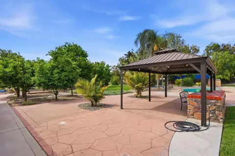 Exterior - 11378 Mountain View Rd, Tracy, CA 95376 photo 10 of 14