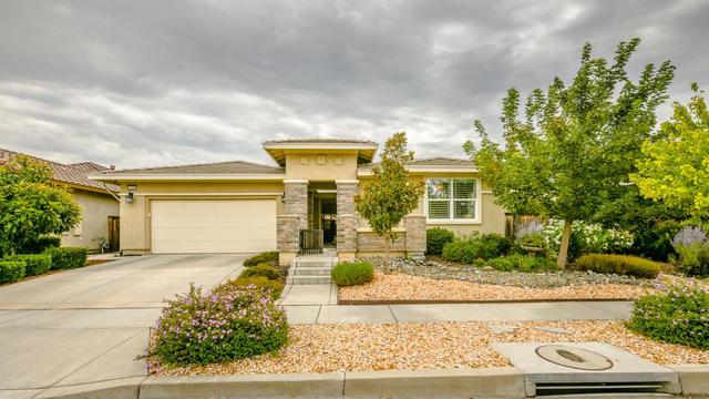 2205 Russell Cir, Woodland, CA 95776