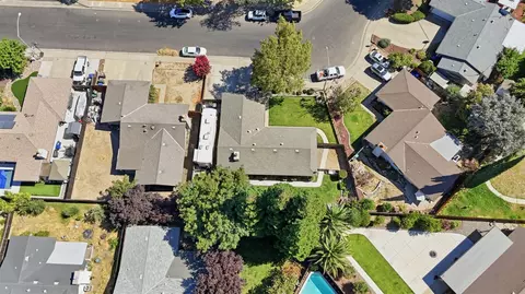 View/Area - 933 Guava Dr, Modesto, CA 95356 photo 5 of 7