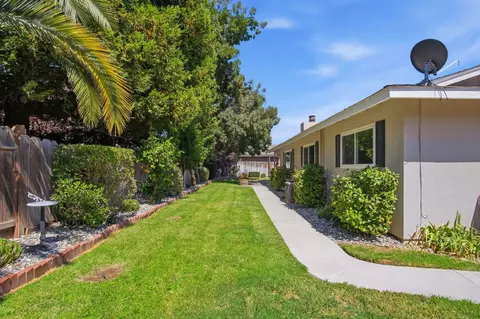 Exterior - 933 Guava Dr, Modesto, CA 95356 photo 6 of 7