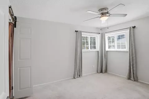 Bedroom - 933 Guava Dr, Modesto, CA 95356 photo 3 of 4