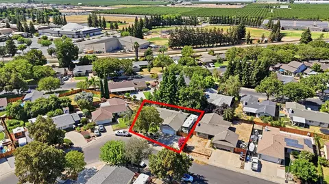 View/Area - 933 Guava Dr, Modesto, CA 95356 photo 7 of 7