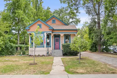 9112 Elk Grv, Elk Grove, CA 95624