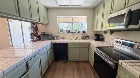 Kitchen - 4504 Endicott Dr, Salida, CA 95368 photo 3 of 5
