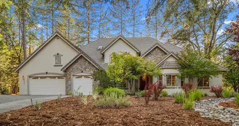 3430 Old Ditch Dr, Placerville, CA 95667 photo 2