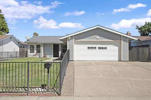 7927 Deer Creek Dr, Sacramento, CA 95823