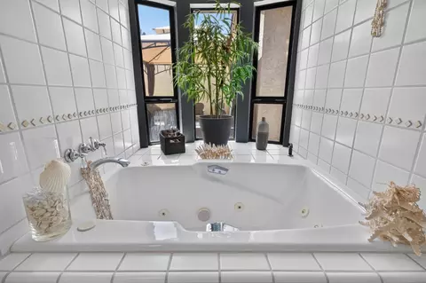 Bath - 3605 Sylvan Meadows Ct, Modesto, CA 95356 photo 2 of 4