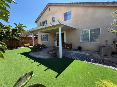 Exterior - 13008 Goldstone St, Lathrop, CA 95330 photo 5 of 6