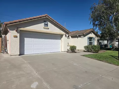 Exterior - 1014 Foxfire Dr, Manteca, CA 95337 photo 2 of 11