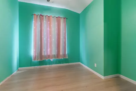 Bedroom - 1014 Foxfire Dr, Manteca, CA 95337 photo 2 of 3