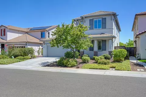 10073 Summerton Cir, Elk Grove, CA 95624