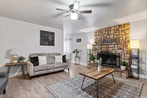 Living - 1877 18th St, Olivehurst, CA 95961 photo 2 of 2