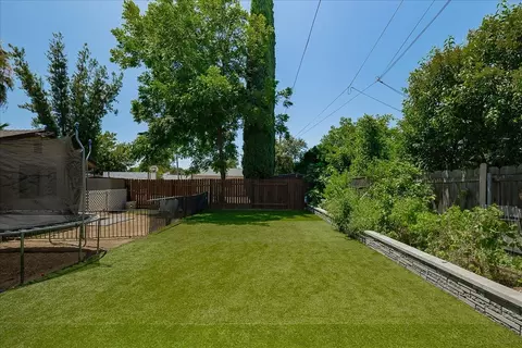 Exterior - 1877 18th St, Olivehurst, CA 95961 photo 9 of 14