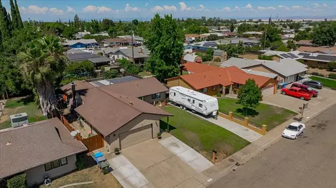 View/Area - 1877 18th St, Olivehurst, CA 95961 photo 3 of 9