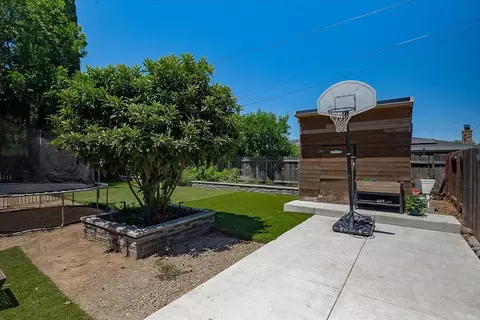 Exterior - 1877 18th St, Olivehurst, CA 95961 photo 6 of 14