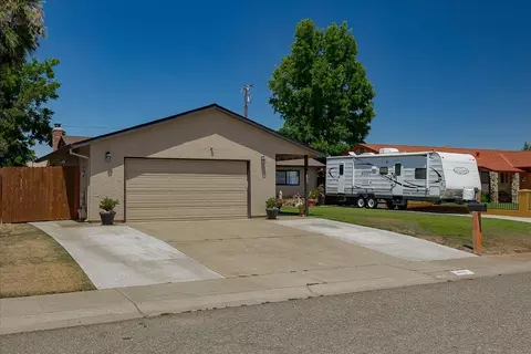 Other - 1877 18th St, Olivehurst, CA 95961 photo 2 of 9