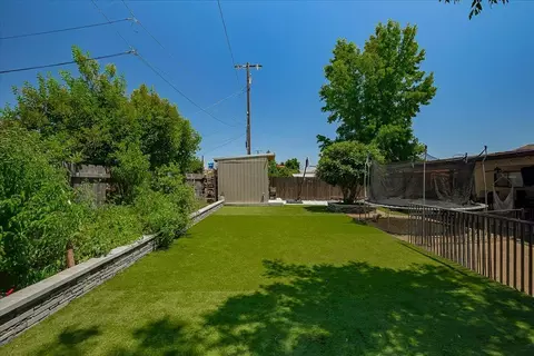 Exterior - 1877 18th St, Olivehurst, CA 95961 photo 10 of 14