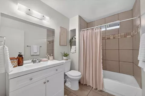 Bath - 502 3rd St, Wheatland, CA 95692 photo 1 of 1