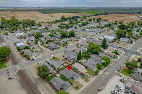 View/Area - 502 3rd St, Wheatland, CA 95692 photo 4 of 8