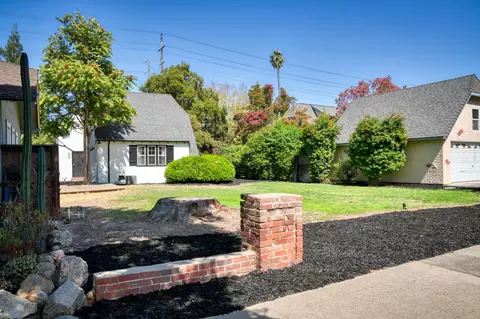 Exterior - 205 Maynell Ave, Modesto, CA 95354 photo 4 of 14