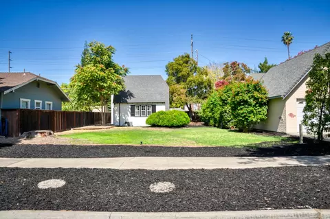 Exterior - 205 Maynell Ave, Modesto, CA 95354 photo 3 of 14
