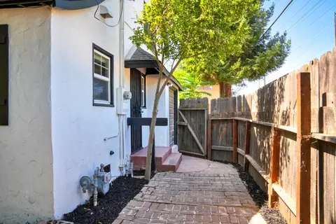 Exterior - 205 Maynell Ave, Modesto, CA 95354 photo 11 of 14