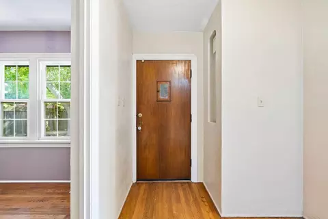 Entry Way - 205 Maynell Ave, Modesto, CA 95354 photo 1 of 5