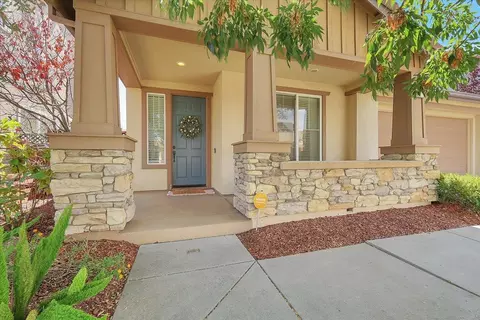 Exterior - 53 Nettle Ct, Oakley, CA 94561 photo 2 of 5