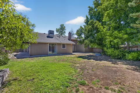 Exterior - 6186 Springview Dr, Rocklin, CA 95677 photo 8 of 9