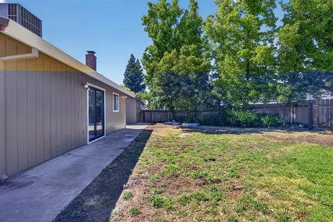 Exterior - 6186 Springview Dr, Rocklin, CA 95677 photo 7 of 9