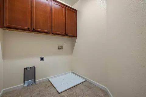 2269 Maverick Ct, Modesto, CA 95355 photo 23