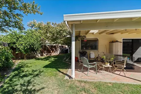 Exterior - 2143 Locust Ct, Hughson, CA 95326 photo 4 of 13