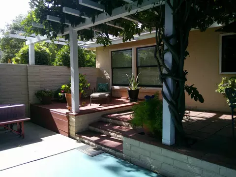 Exterior - 1020 Sycamore Ave, Modesto, CA 95350 photo 16 of 18