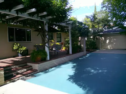 Exterior - 1020 Sycamore Ave, Modesto, CA 95350 photo 17 of 18