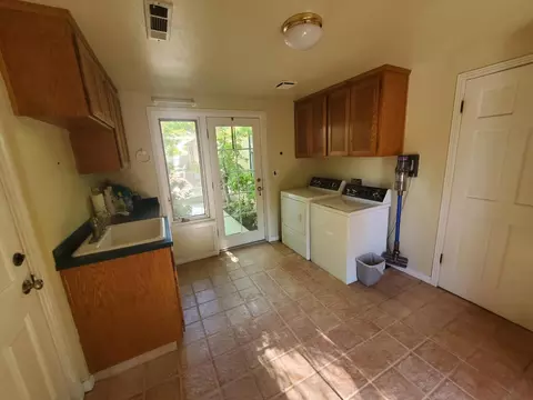Other - 1020 Sycamore Ave, Modesto, CA 95350 photo 1 of 7