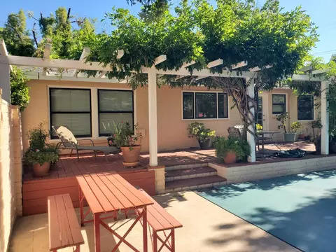 Exterior - 1020 Sycamore Ave, Modesto, CA 95350 photo 4 of 18