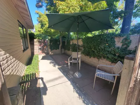 Exterior - 1020 Sycamore Ave, Modesto, CA 95350 photo 7 of 18