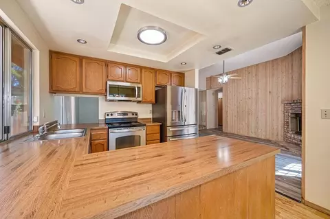 Kitchen - 7613 Black Bear Dr, Antelope, CA 95843 photo 6 of 6
