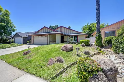 Exterior - 7613 Black Bear Dr, Antelope, CA 95843 photo 3 of 17