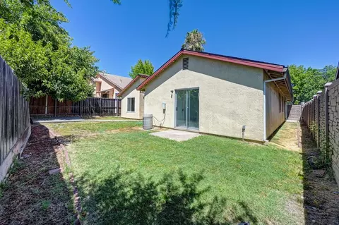 Exterior - 7613 Black Bear Dr, Antelope, CA 95843 photo 12 of 17