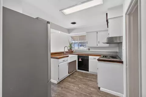 Kitchen - 6430 Belgrove Way, Carmichael, CA 95608 photo 1 of 4