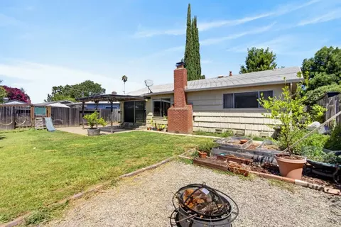 Exterior - 6430 Belgrove Way, Carmichael, CA 95608 photo 3 of 3