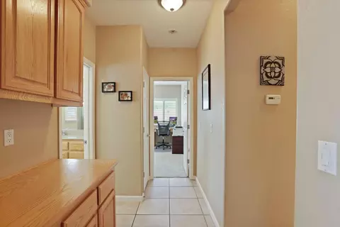Entry Way - 18172 E Brovelli Ln, Linden, CA 95236 photo 3 of 5